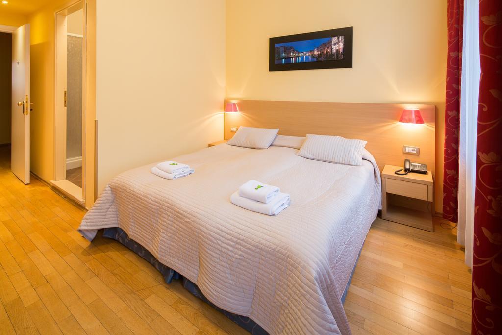 City Lounge Hotel 프라하 객실 사진